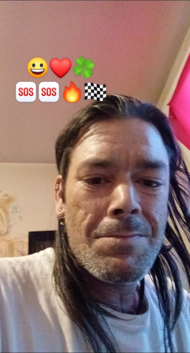 Profil de Mika, 40 ans, Annonce gay à Havelange (Namur)