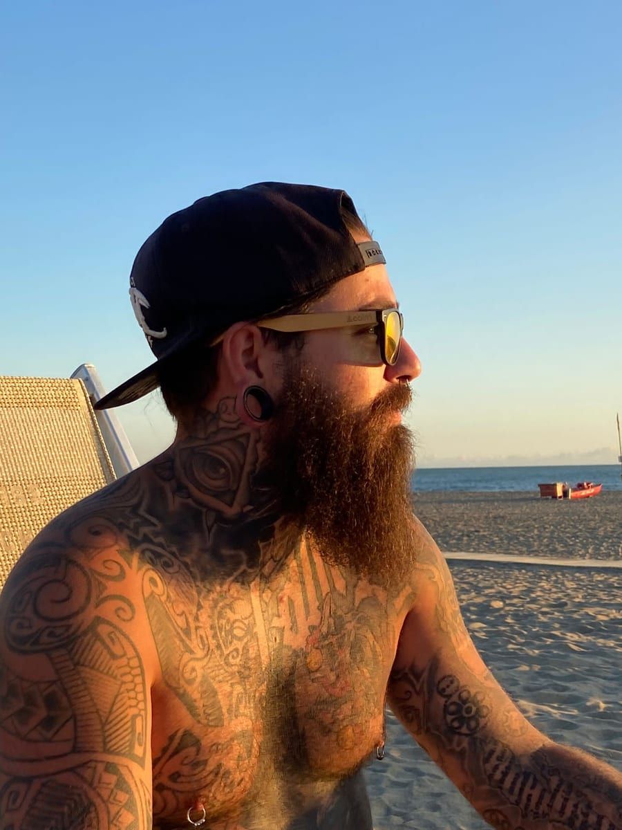 Profil de Younousse, 23 ans, Annonce gay à Sombreffe (Namur)
