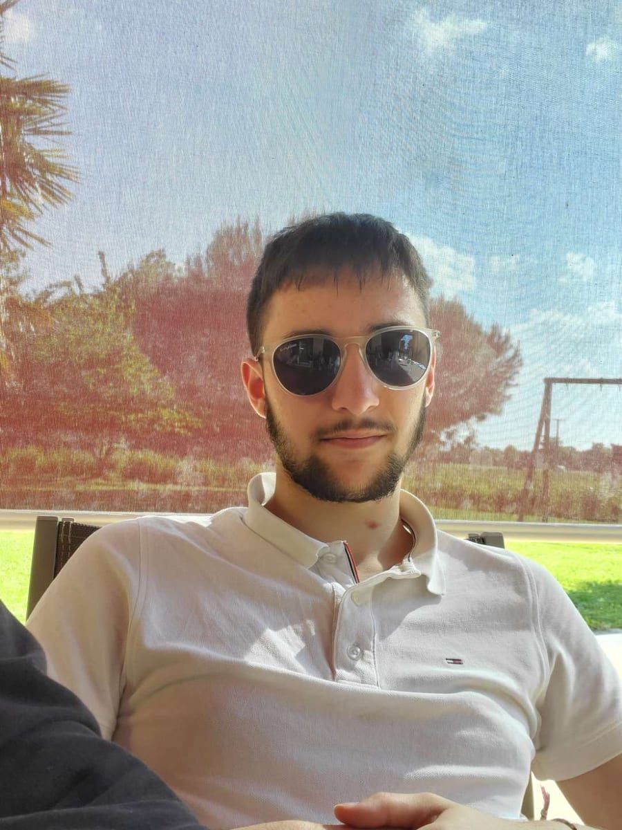 Profil de Juan-miguel, 33 ans, Annonce gay à Bièvre (Namur)