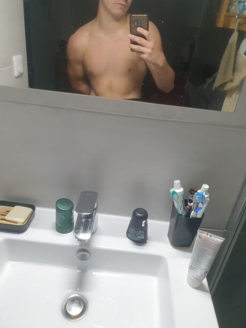 Profil de Matyas, 32 ans, Annonce gay à Onhaye (Namur)