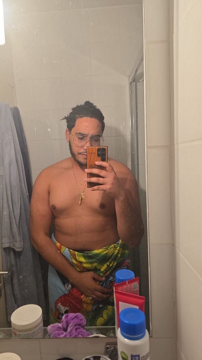 Profil de Isidro, 32 ans, Annonce gay à Assesse (Namur)