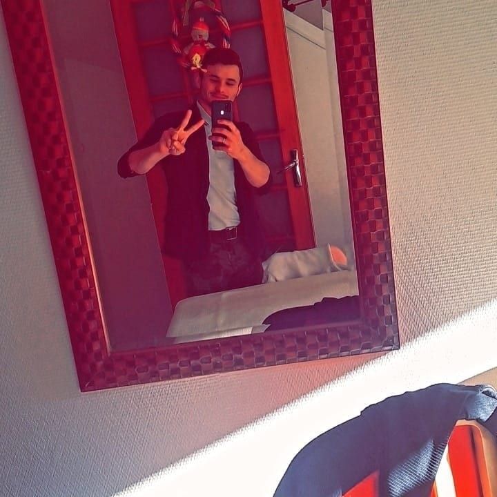 Profil de Antone, 23 ans, Annonce gay à Gembloux (Namur)