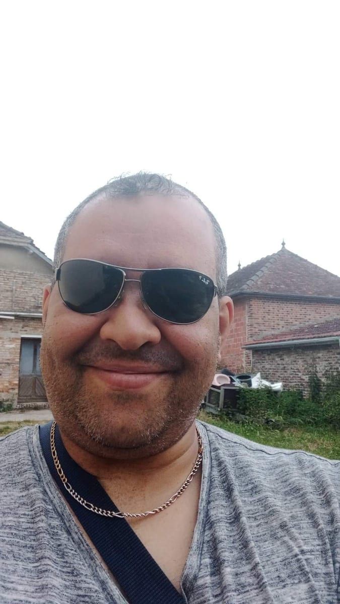 Profil de Agop, 43 ans, Annonce gay à Havelange (Namur)