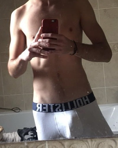Profil de Andy, 23 ans, Annonce gay à Dinant (Namur)