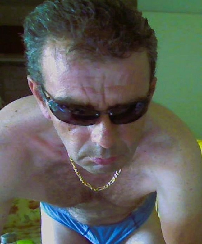 Profil de Vangelis, 34 ans, Annonce gay à La Bruyère (Namur)